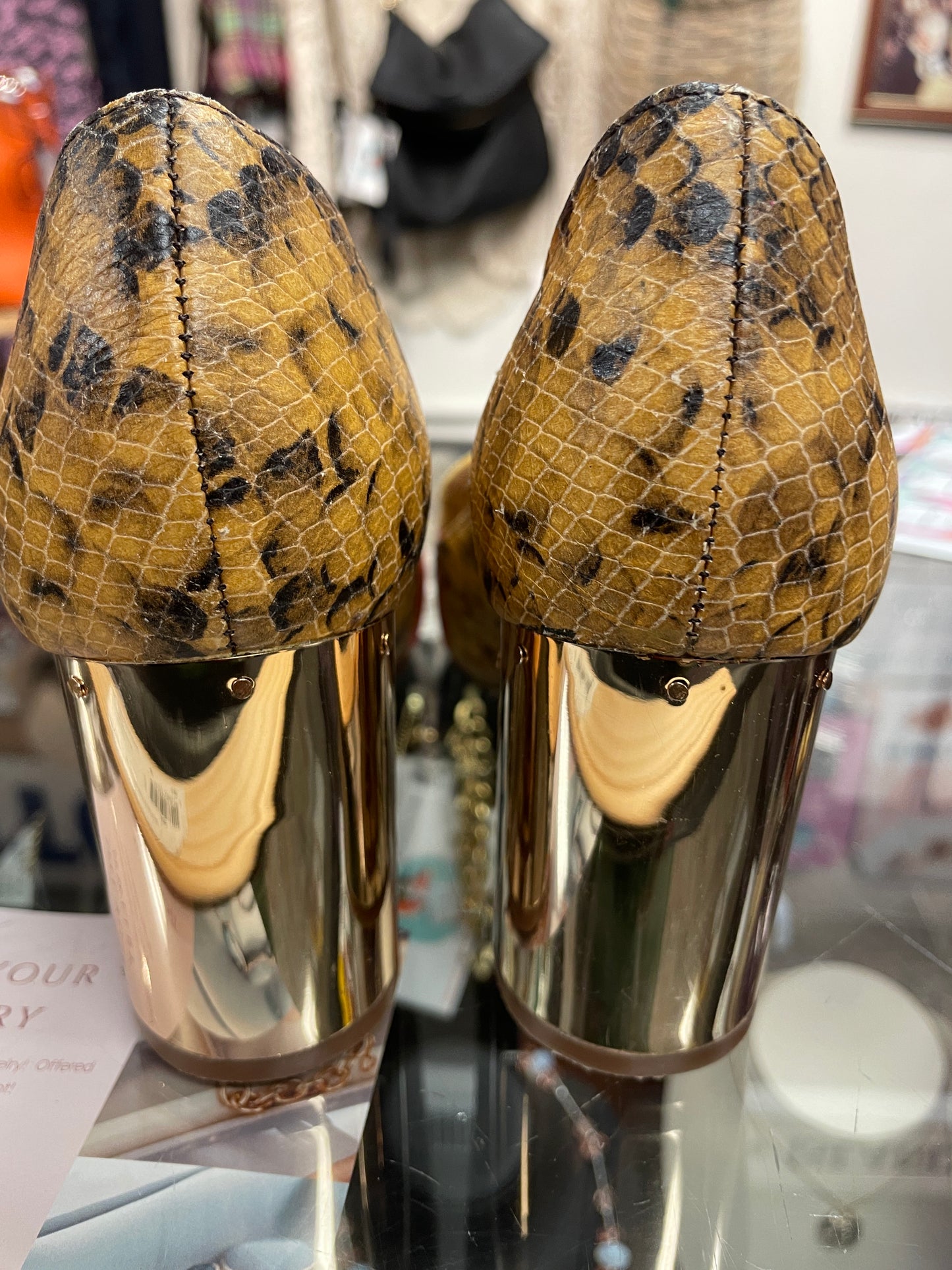 Tory Burch Horse Head Heels Sz 6.5
