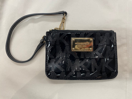Michael Kors Shiny Black Pouch